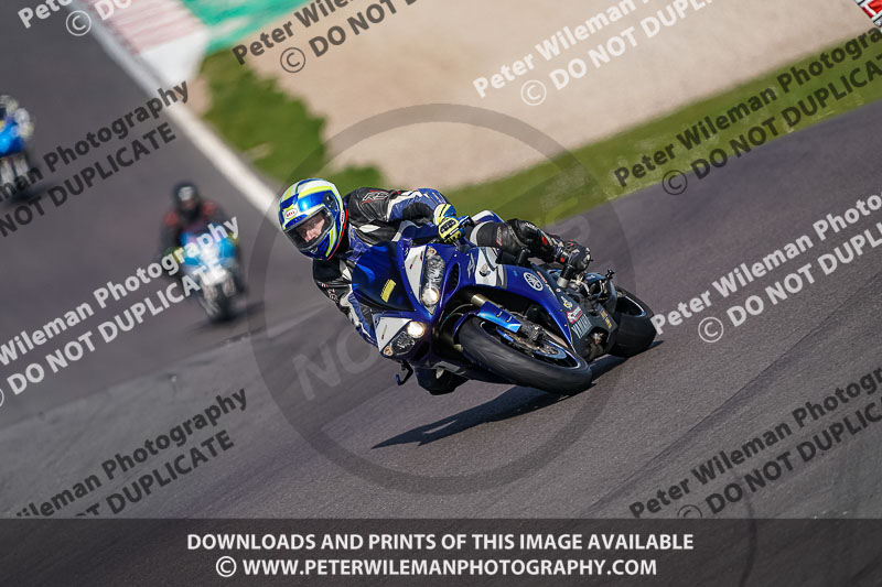 donington no limits trackday;donington park photographs;donington trackday photographs;no limits trackdays;peter wileman photography;trackday digital images;trackday photos